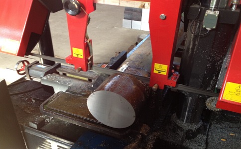 遂溪卧式带锯床加工时出现明显振荡如何排查？